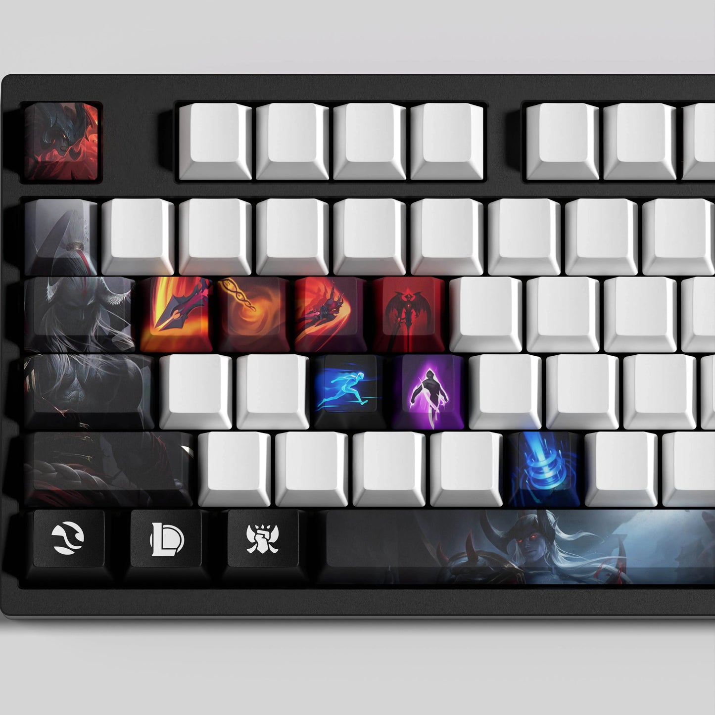 SPECIAL EDITION League of Legends Aatrox Keycaps – 30 Key